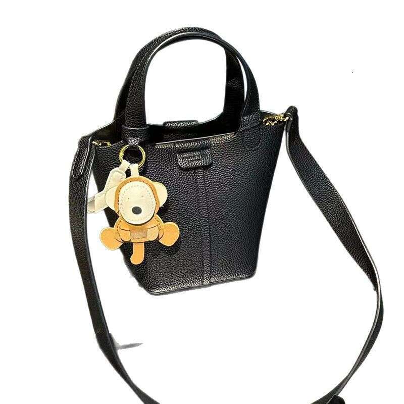 Handheld Basket 2025 Spring Summer New Single Shoulder Women's Versatile Crossbody Bucket Bag