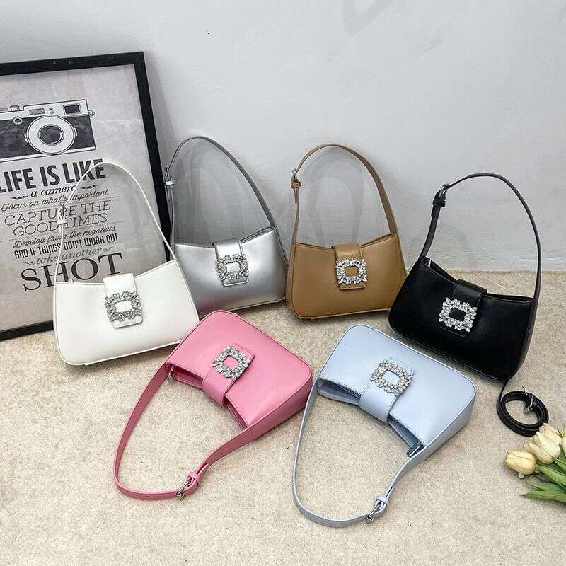 Underarm Bag Woen's 2023 New Niche Design High-End One-Shoulder Messenger Net Red Hot Foreign Style Small Square Bag