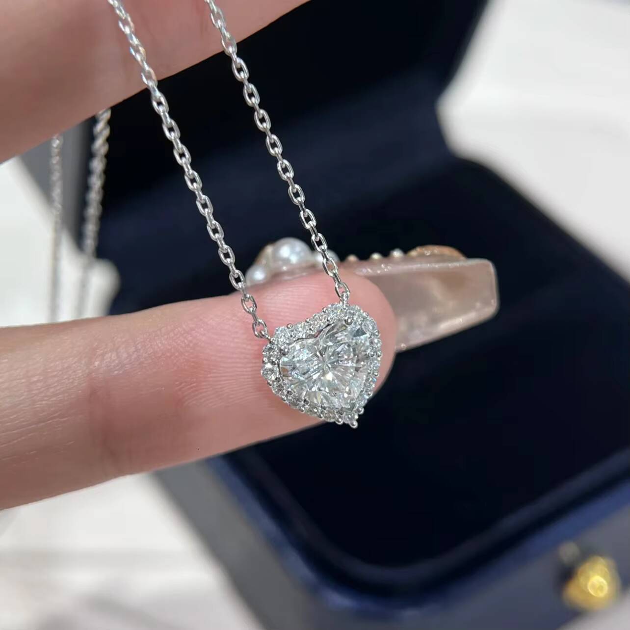 Women Classic Diamond Necklace 14K White Gold IGI Report Lab Diamond Heart Halo Diamond Necklace