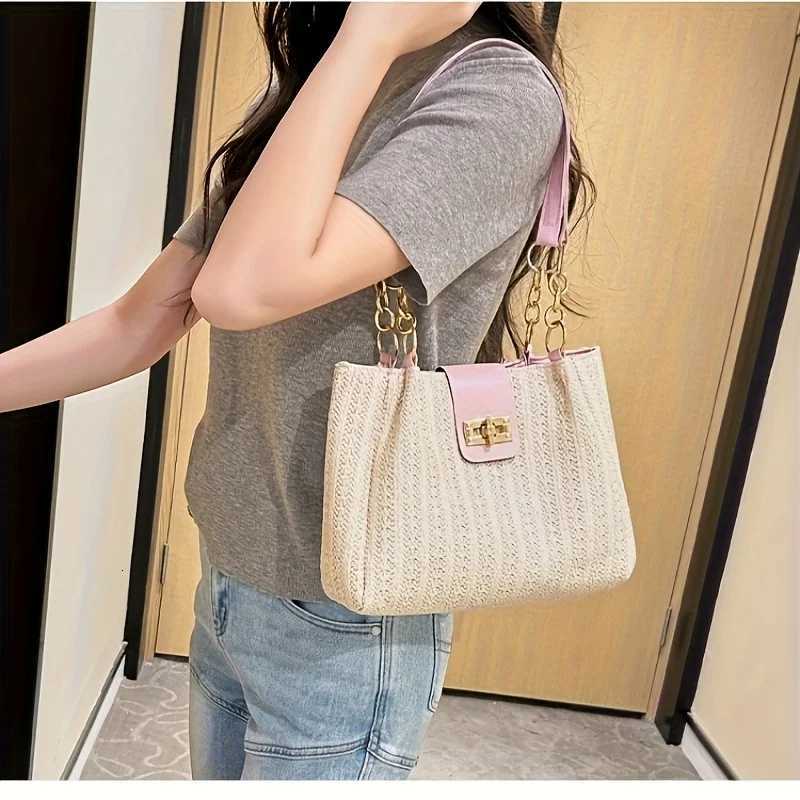 Elegant Womens Woven Fabric Shoulder Bag with Adjustable Chain Strap Front Flap Button Closure Professional Use Woven Handbag Z250903