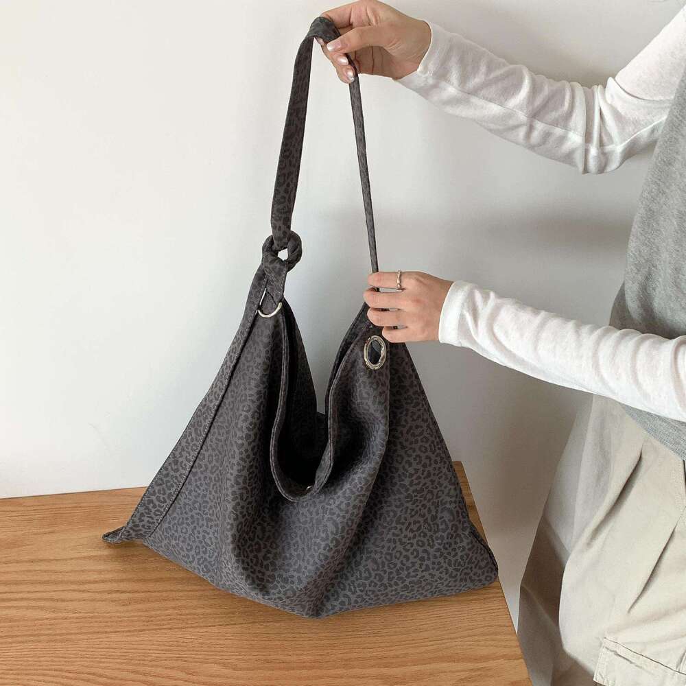 Casual Leopard Print for Women Versatile 2025 New Large Capacity Tote Commuter Crossbody Shoulder Bag