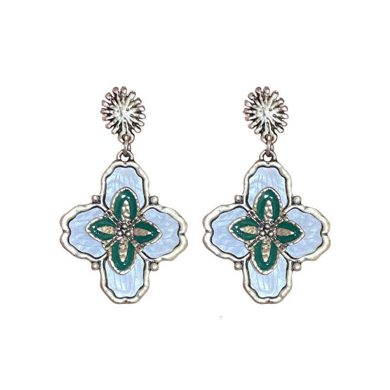 Vintage Sier Needle Oil Drop Flower High-end Stud Earrings for Women Unique Temperament Ear Jewelry