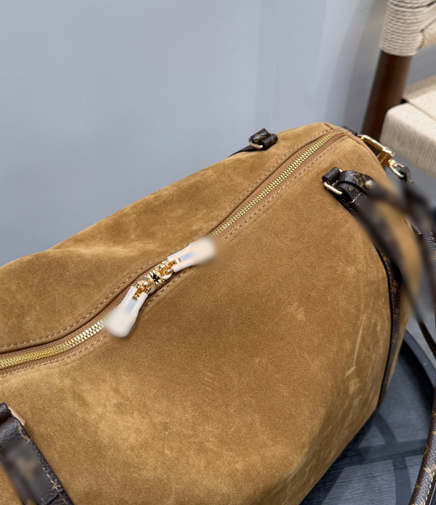 Convertible Travel Backpack: Hands-Free Option with Integrated Shoulder Harness