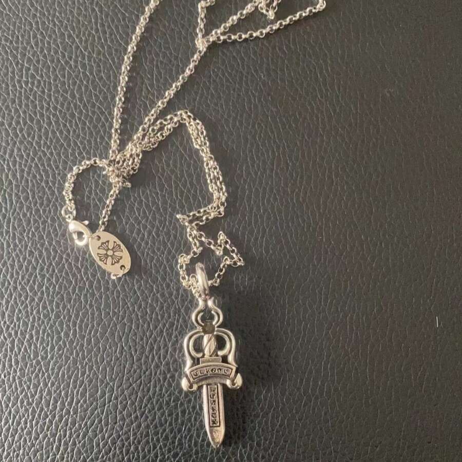 American Style Sword Fashion Necklace Simple High-end Vintage Heavy-duty Versatile Sweatshirt Choker