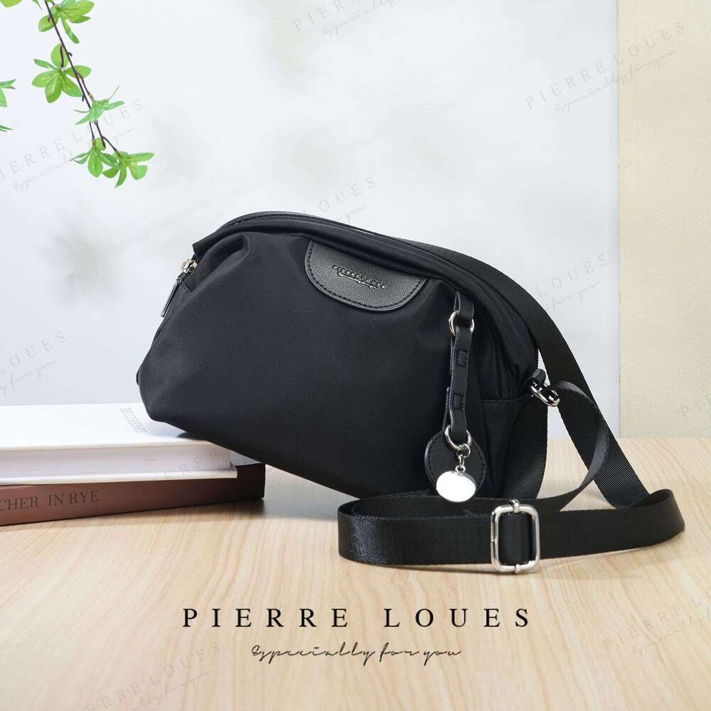New Niche High-End Feel Commuting Large Capacity Single Shoulder Lightweight Nylon Fabric Casual Crossbody Bag