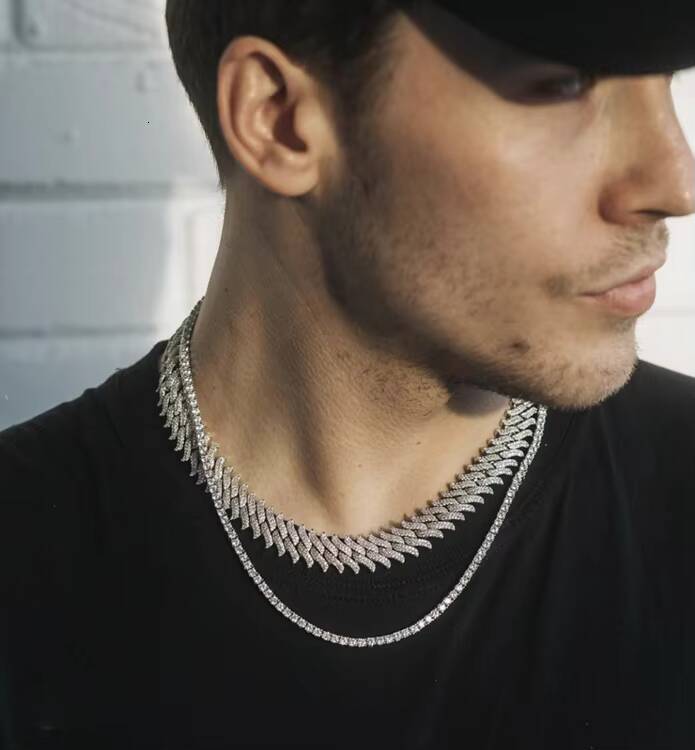 Spiked Shape 925 Silver DVVS Moissanite Diamond Iced Out 12mm 16mm Wide Necklace Cuban Link Chain