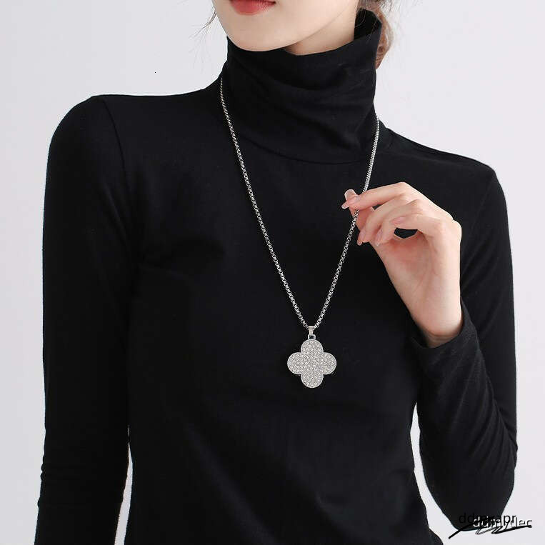 High-End Sweater Chain For Women, Autumn And Winter Four-Leaf Clover Necklace, Light Niche ddmydec Long Simple Sweatshirt Chain, Titanium Steel Pendan