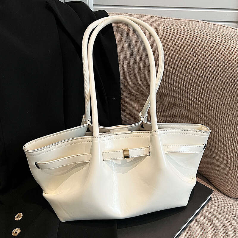 DHEssentials 2025 Korean Style Tote Bag, Oil Wax PU, Large Capacity, Pleated Double Straps, Black/White/Red