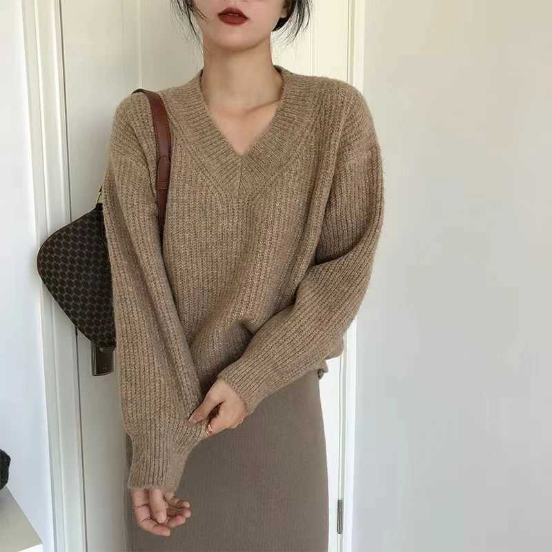 HELIAR 2025 Knitted Solid Sweater Long Sleeve Vneck Korea Style Autumn Winter Knitwear Pullovers Women Jumper Chic Tops Z250905