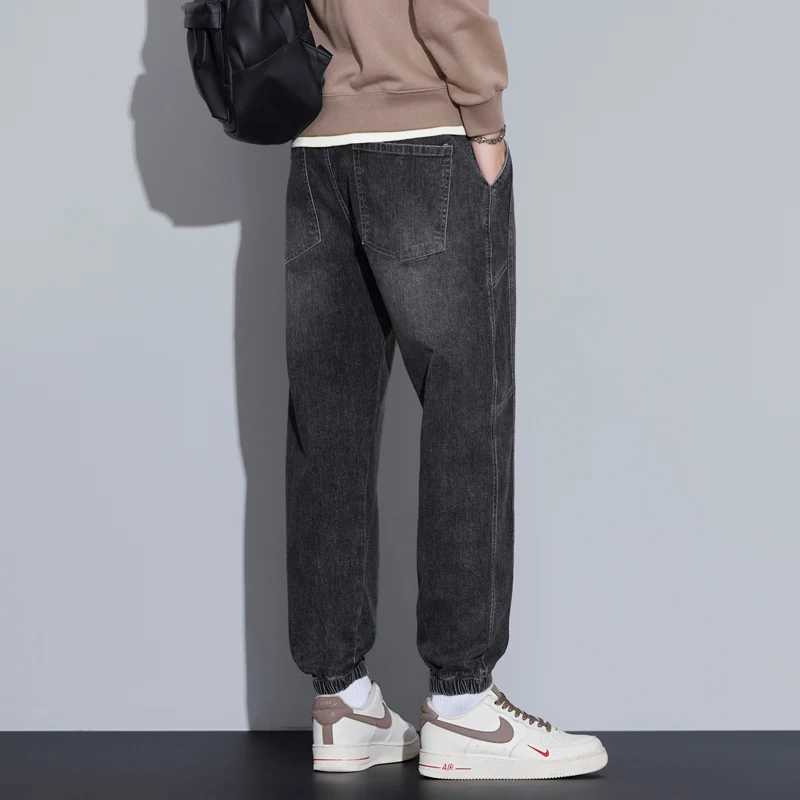 Autumn and winter new black Blue Cargo Jeans Men Streetwear Denim Jogger Pants mens loose ankle pants long pants W250905