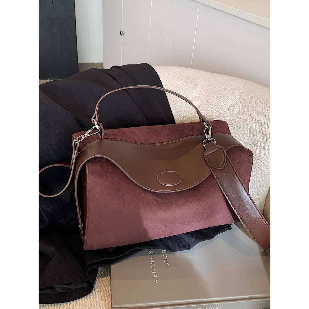 Designer Bag Tote Bag Shoulder Bag High-End Large Capacity For Women New Winter Crossbody Boston Shoulder Handbag Commuter Pillow Bag