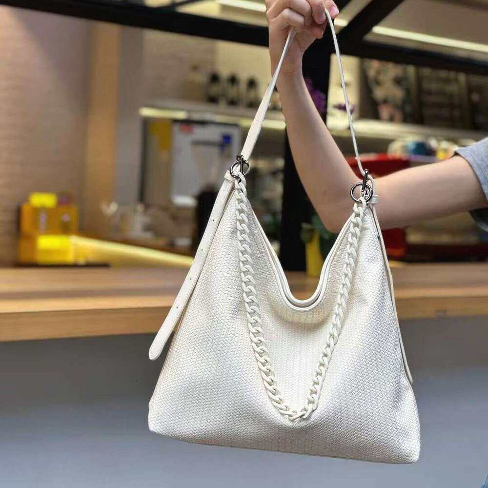 2025 Fashion Women's Korean Style Commuting Large Capacity Tote Spring Summer Niche Shoulder Crossbody Bag