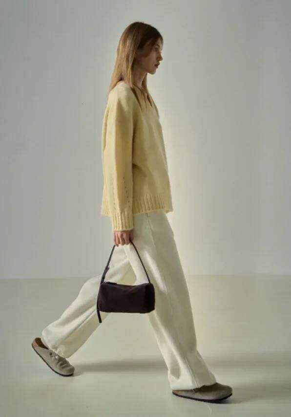 Retro Sle Suede French Bread Underarm Single Oulder Handbag Zipper Closure Ladies Bag Leather Goods Spring 2025