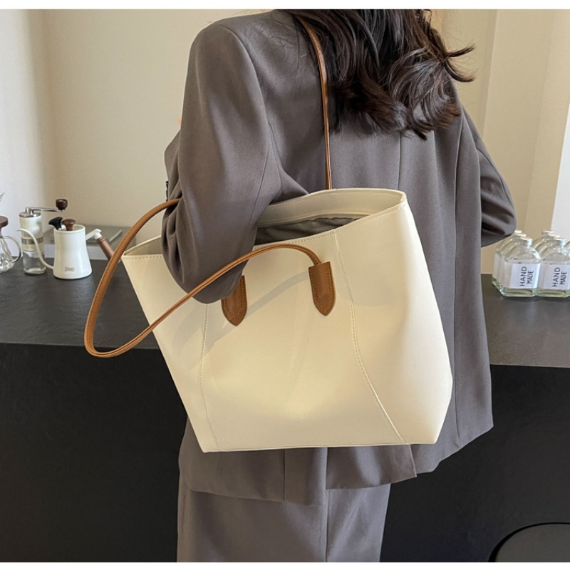 Designer free shipping 2025 new fashionable trendy small square Sweet premium texture printed handbag shoulder crossbody bag for women