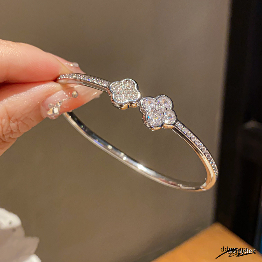 Gold Tone Crystal Flower Bangle ddmydec Bracelet With Sparkling Accents Stylish Holiday Jewelry Gift For Her High Quality And Fashion Accessory ddmyde