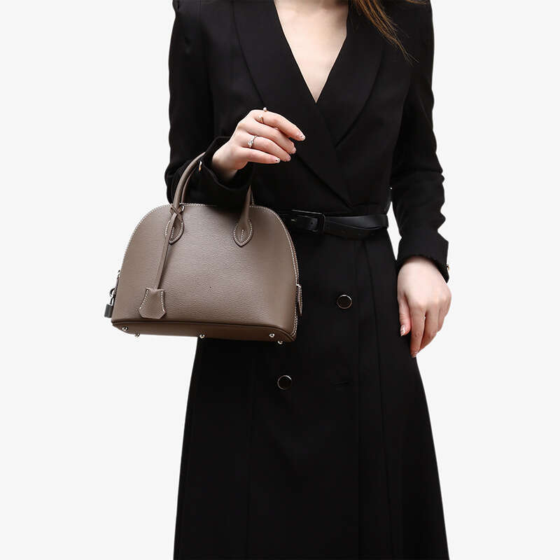 Top Layer Cowhide Bag for Women, Handheld Shell Genuine Leather Women's Shoulder Bowling Crossbody Bag, Fashionable and Versatile