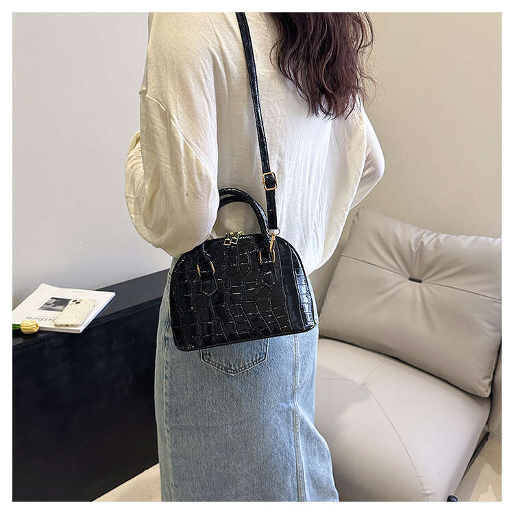 High-End Small for Women 2023 New Versatile Solid Color Elegant Shoulder Crossbody Crocodile Pattern Handbag Shell Bag