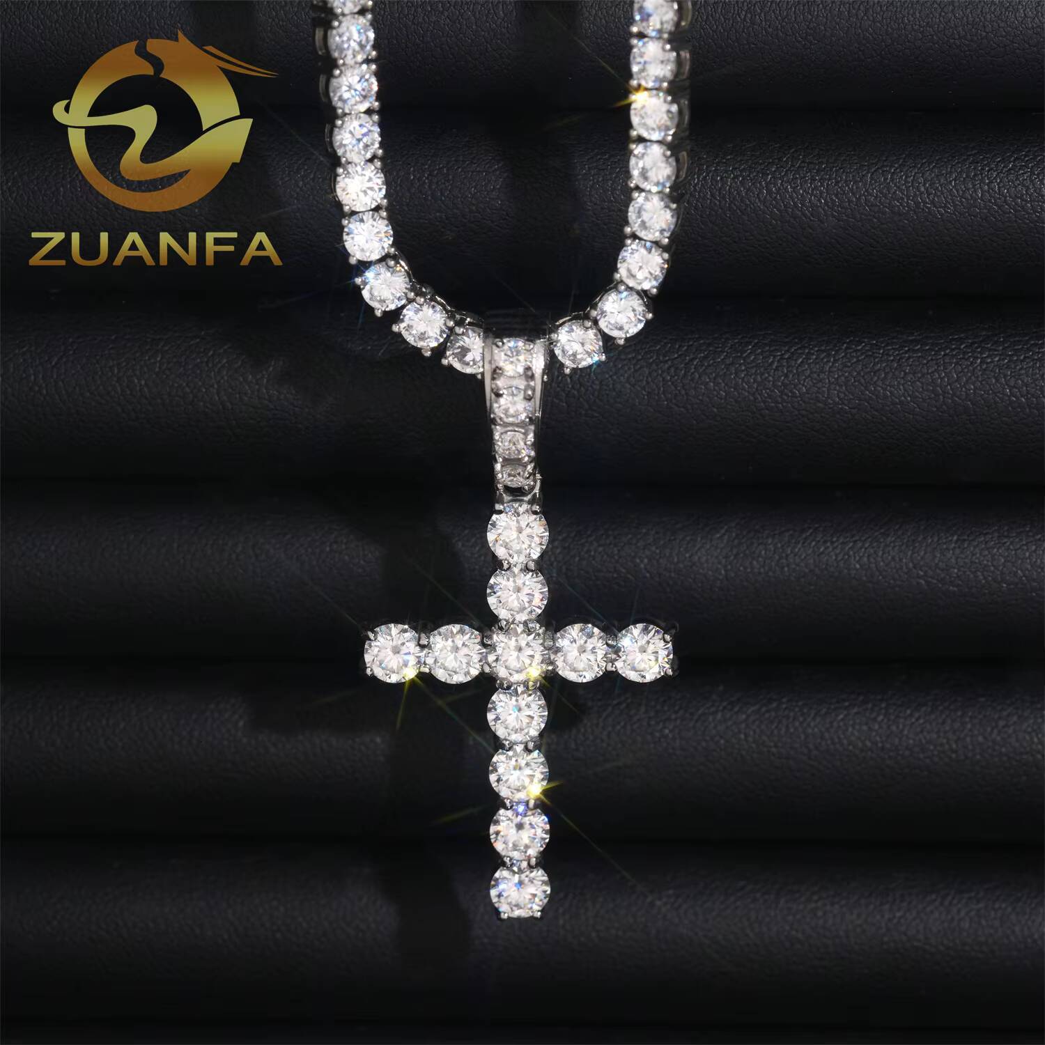 Ready to Ship 316 Stainless Steel Moissanite Cross Pendant Hip Hop Jewelry Iced Out Pendant Sterling Silver 925 CrossPendant