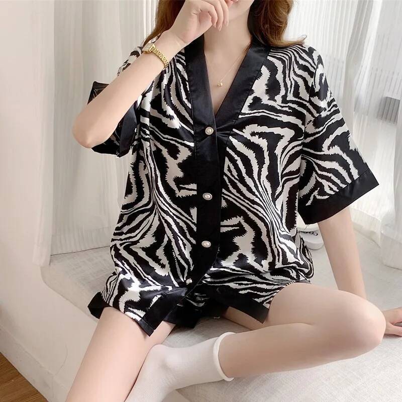 2025 sexy sleepwear for women in plus size short sleeved ice silk casual wear, V-neck fashionable printed women's summer sleepwear, home design w