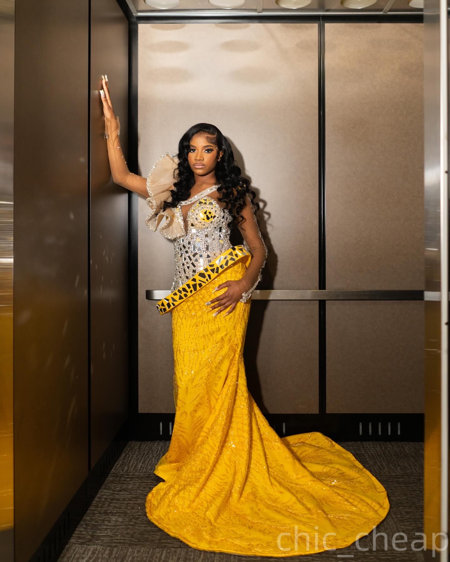 Aso Ebi Yellow Mermaid Prom Dresses 2025 Crystals Beaded Sheer Neck Sequined African Evening Formal Party Second Birthday Engagement Dress Gowns robe 
