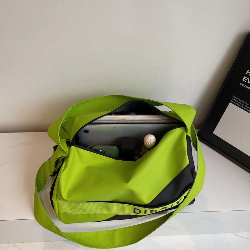 New Casual Fashion Handheld Small Square Simple Solid Color Large Capacity Shoulder Gym Women's Bag