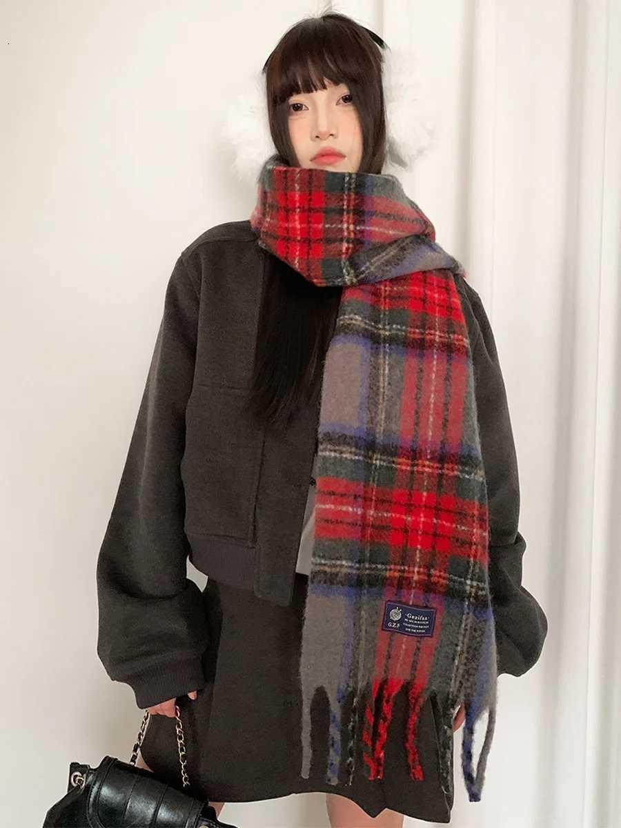 Hanfu Plaid Red Scarf 2025 Winter With Woolen Thickening Warmth ColdProof Tassel Scarf Atmosphere Feeling VersatileXJ250905