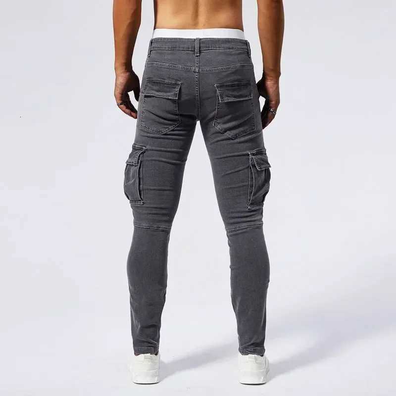 2025 New Men Street Elastic Denim Jeans Multi Pockets Cargo Pants Casual Slim Denim Trousers Fashion Y2k Joggers Baggy Man Pants W250905