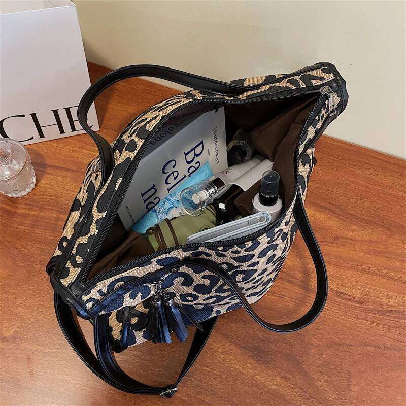 Designer Rivet Large Handbag Quality Leather Shoulder For Women Totes Purse Casual Big Bag Female Crossbody Bags Sac