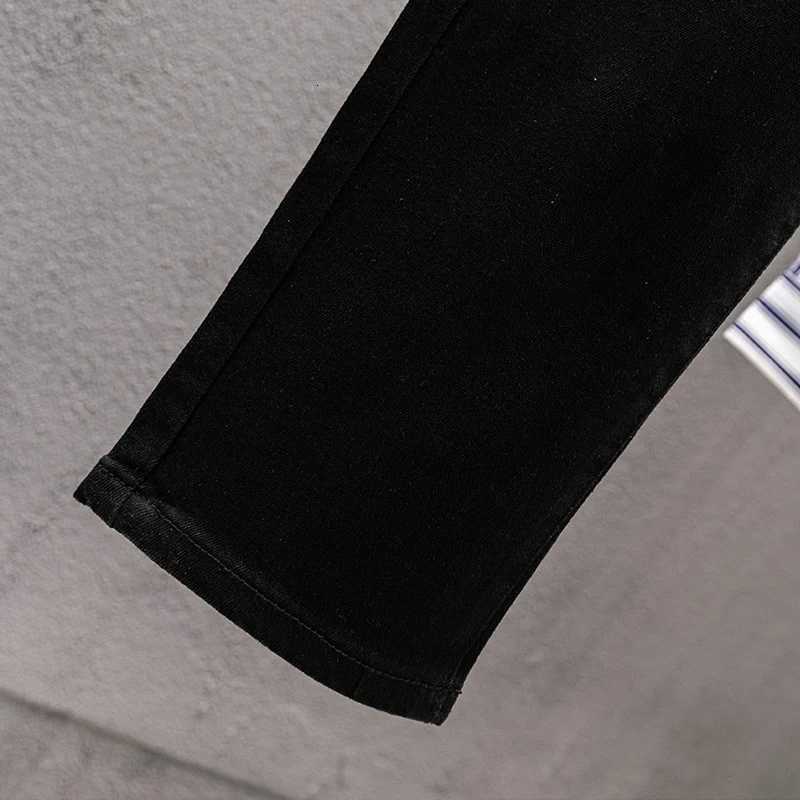 Elastic Slim Fit Mens Jeans Summer Trendy Brand Star Nine Points Small Foot Pants Mens Casual Long Jeans Low Waist Button C W250905