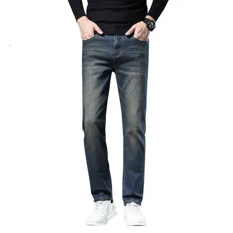 HighEnd Mens Joggers Jeans Elastic Slim Straight Leg Cotton Stretch Denim Spring Autumn New Retro Nostaic Long Pants Causal W250905