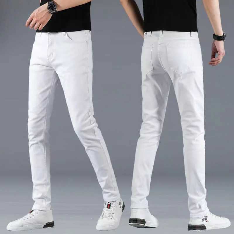 Fashion Mens Slim Fit Denim Pencil Pants High Quality Black White Skinny Stretch Jeans Mens High Street Jeans Four Season W250905