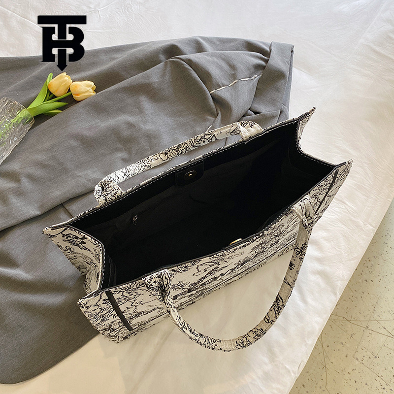 TB BHULAMTE Designer Bag Vintage Embroidered Handbag For Women New Fashion Monogram Shoulder Luxury Bag Bag Trendy Versatile Large Capacity Canvas Tot