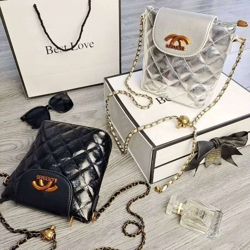 Designer Bags Unique Casual Chic Crossbody Handbag Womens Leather Tote Bag Minimalist Vintage Fashionable Design Hot Selling