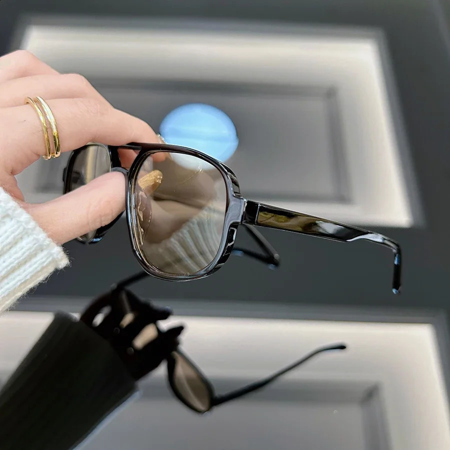 Fashion Square Sunglasse Men Vintage Mirror Sun Glasses Female Male Classic Retro Outdoors Gafas De Sol 250828