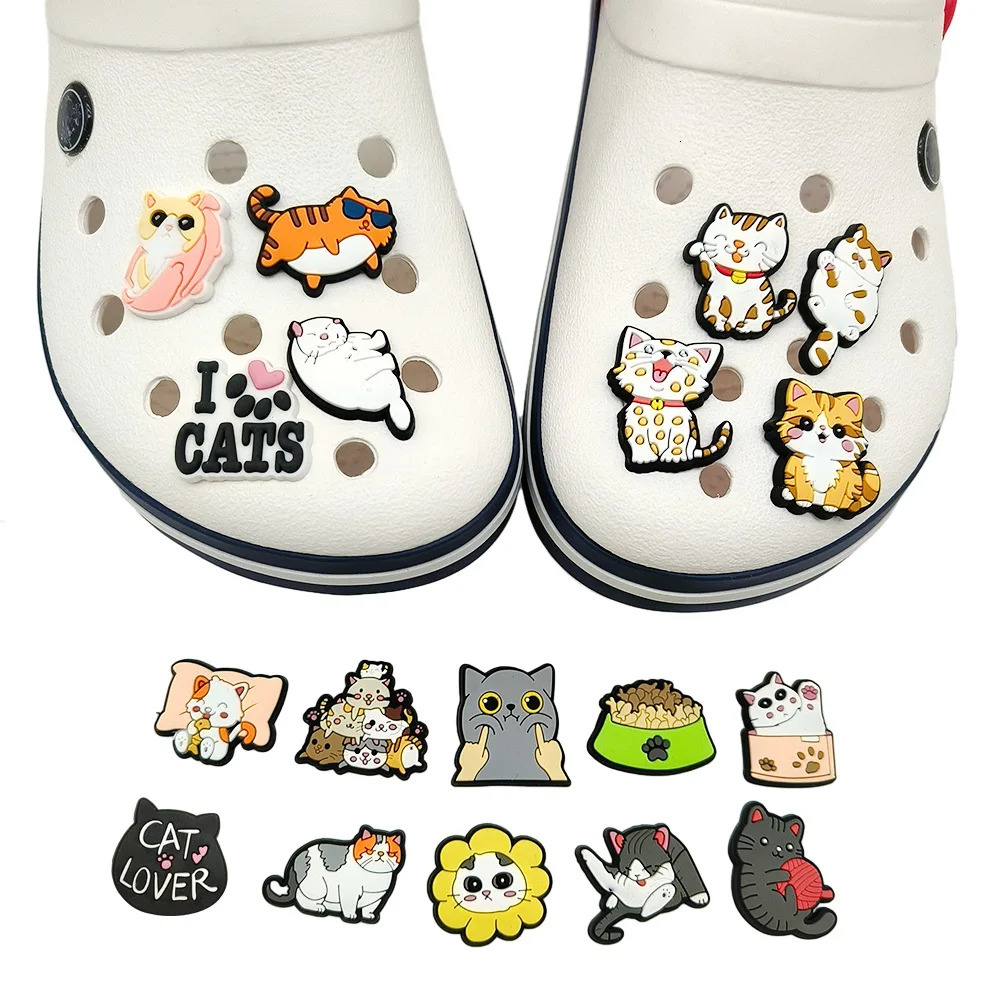 1pc Cute Cartoon Cats PVC Shoe Charms for Clogs Accessories Shoe Decorations Sandals Pins DIY Beach Bags Accessories 250904CJ