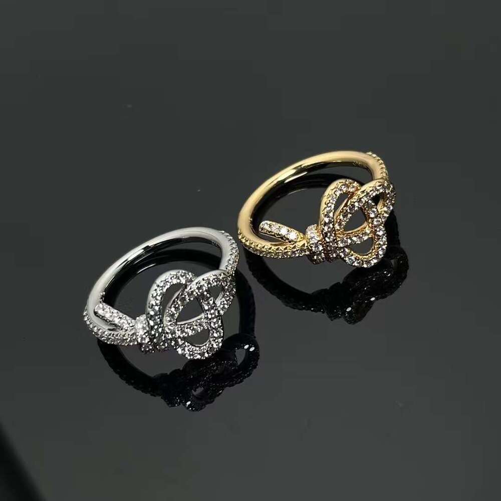 New High Version Dijia Full Diamond Key Women's Fashion Versatile High-end Rose Gold Knot Ring for Index Finger