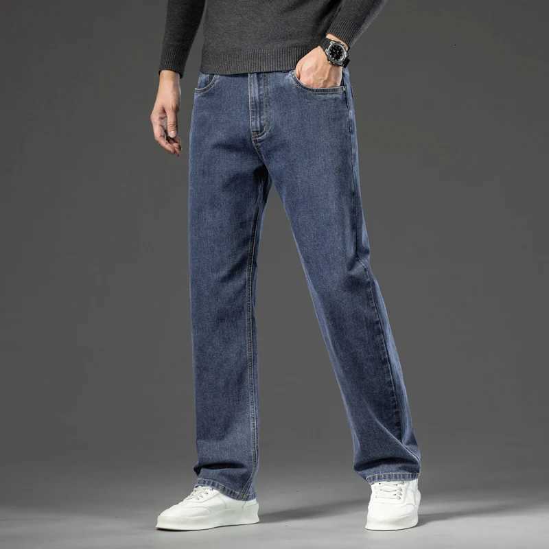 Autumn Mens Dark Blue Straightleg Brand Jeans Classic Style Business Casual Cotton Stretch Denim Pants Male Plus Size 40 42 44 W250905