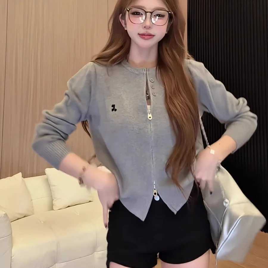 Round Neck Embroidered Double Zipper Short Knitted Cardigan 2025 Spring Autumn New Korean Style Simple Versatile Top for Women Z250905