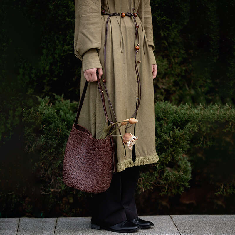 Woven for Women, Niche First Layer Vegetable Tanned Genuine Leather, Single Shoulder Crossbody Casual Basket Bag, Bucket Bag