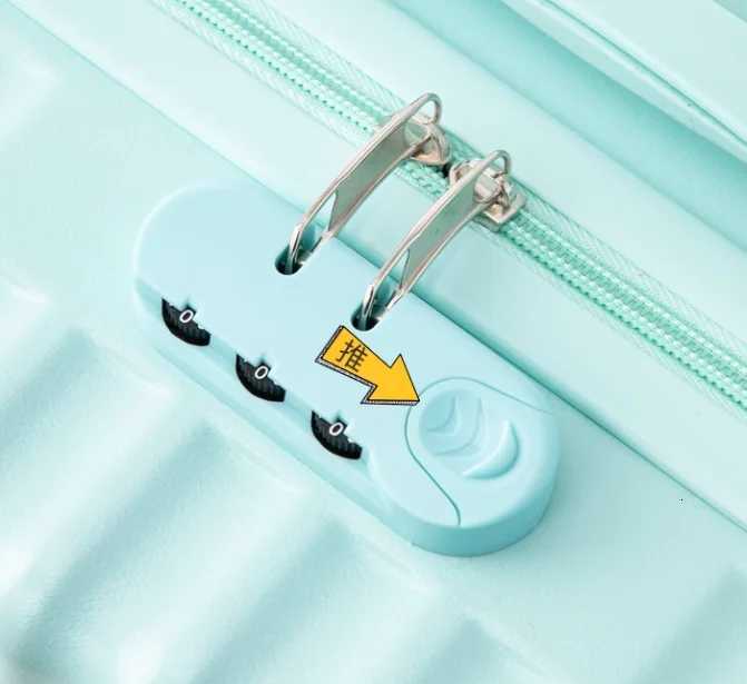 2025 New Style Luggage 14Inch Fashionable Lightweight Boarding with Water Cup Holder Mobile Phone Holder Large Capacity Luggage Z250905