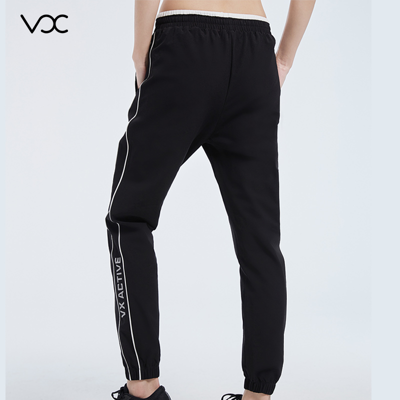 Elegant Womens Slacks: Side Opening Design for Fashionable Comfort are fashionable, simple and novel