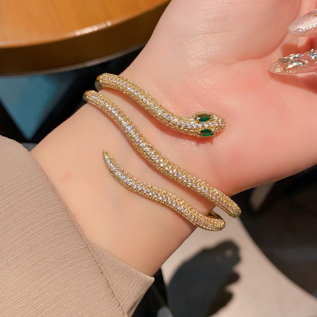 Luxury Brand Designer Jewelry Trade Simple Diamond-Studded Snake-Shaped Bracelet Personality Geometric Gold Snake Bracelet Women's Party Festival