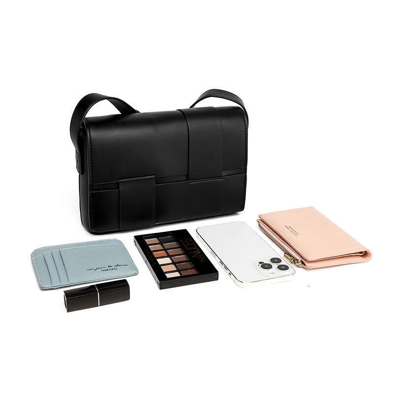 New Niche Design Fashion Woven Crossbody High-End Small Square Versatile Simple Trendy Shoulder Bag for Women