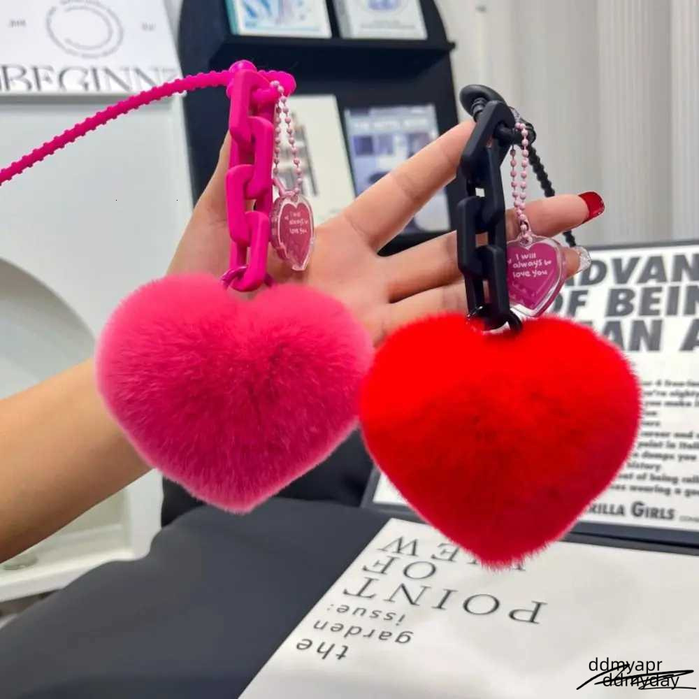 7Cm Natural Fur Heart-Shaped Ball Charm Womens Creative Soft Bag Pendant Cute ddmyday Plush Toy Keychain Valentines Day ddmyday