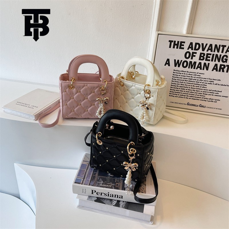TB BHULAMTE Designer Bag 2025 Spring New Princess Luxury Bag Diana Bag Women High-end Quilted Embroidery Pearl Handbag Bucket Bag Shoulder Crossbody B