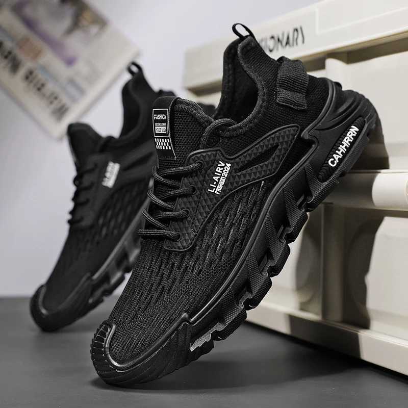 Mens new mesh breathable casual stylish and versatile softsoled lowtop casual shoes Z250905