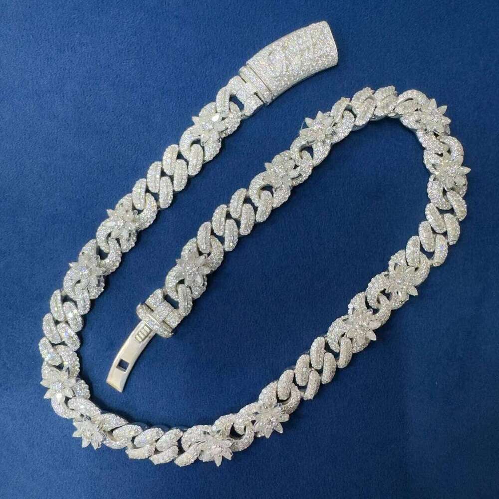 Hot Sale Iced Out Moissanite Dia Cuban Chain Necklace for Daily or Party Wear Available at Factory Price from India