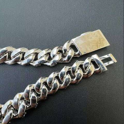 Lab Created 22mm Moissanite Cuban Fashionable Chain & Link Bracelet