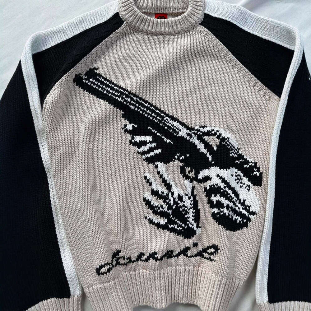 New Hip-Hop Street Knitted Men and Women Casual Jacquard Round Neck Sweater