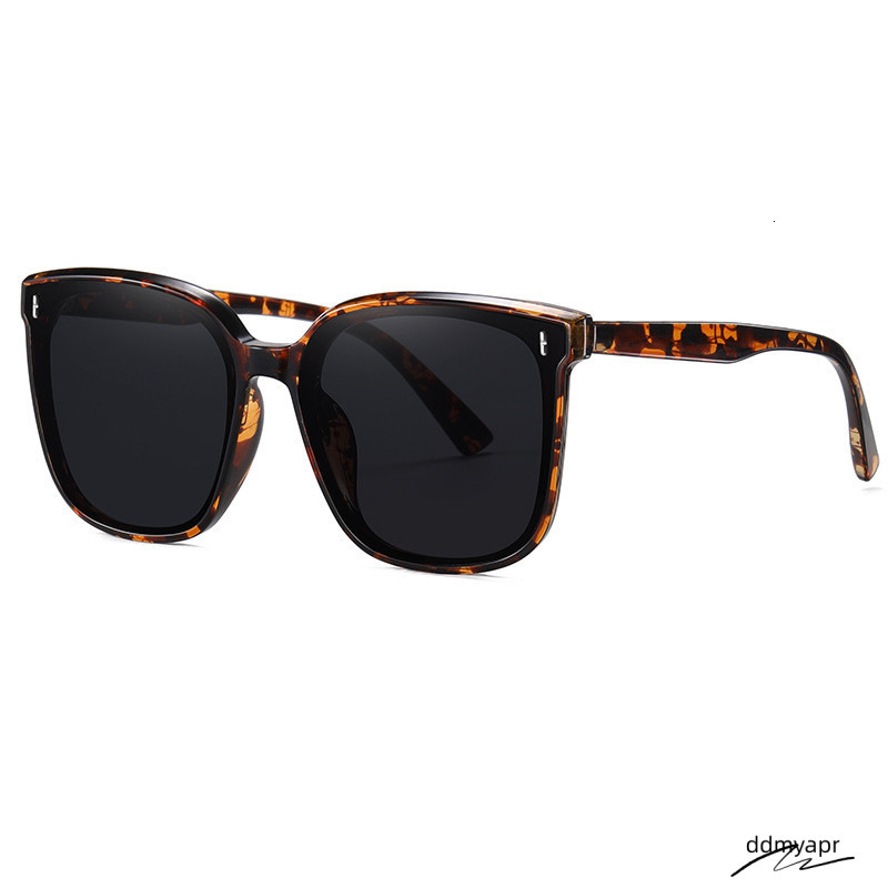 Designer For Women Men Vintage Style Ddmydec Fashion Classic Sunglasses Polarized Goggle Pilot PC Frame Oversized Uv400 Eyewear Sk8801 Ddmydec